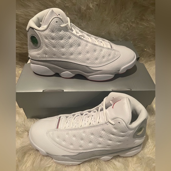 Jordan 13 Wolf Grey - Picture 2 of 6